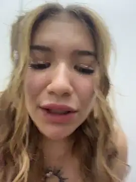 FlashTitsRoyal